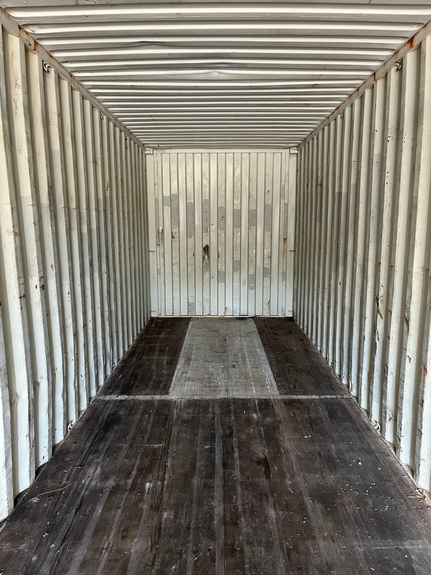 40' HC Container - TCLU 8215370