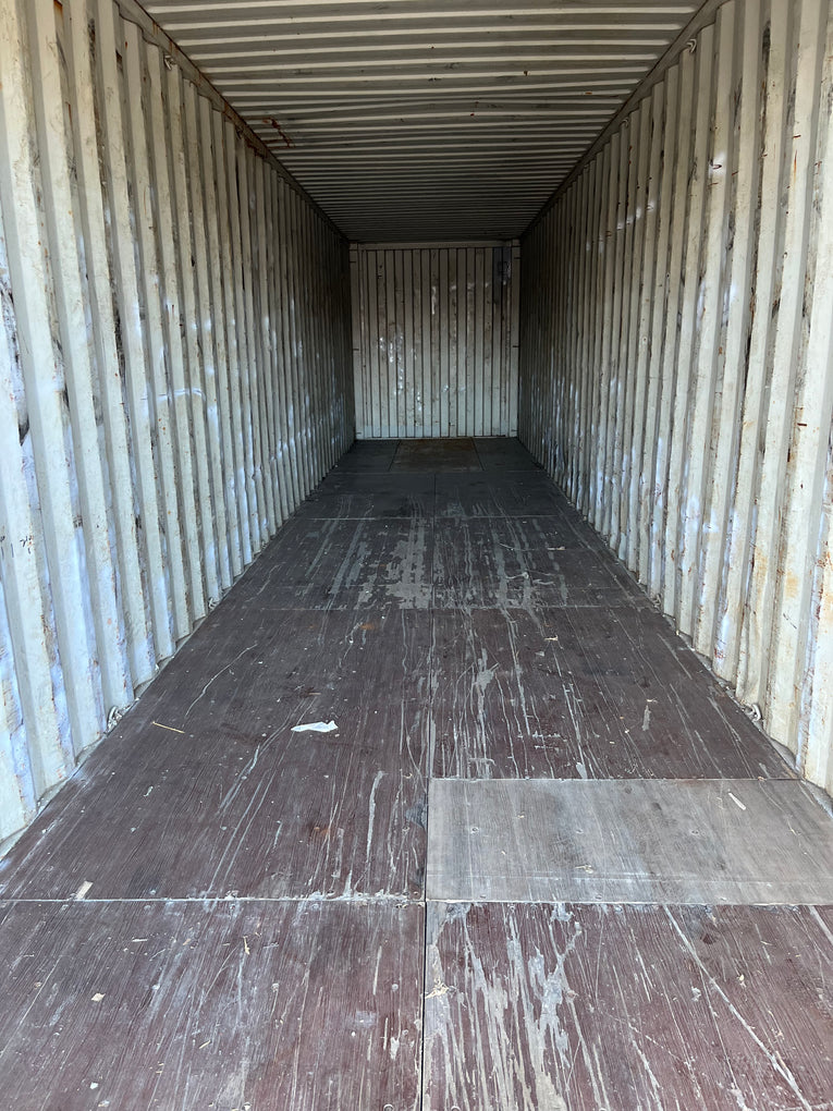 40’ HC High Cube Cargo Worthy containers - Tax and delivery included