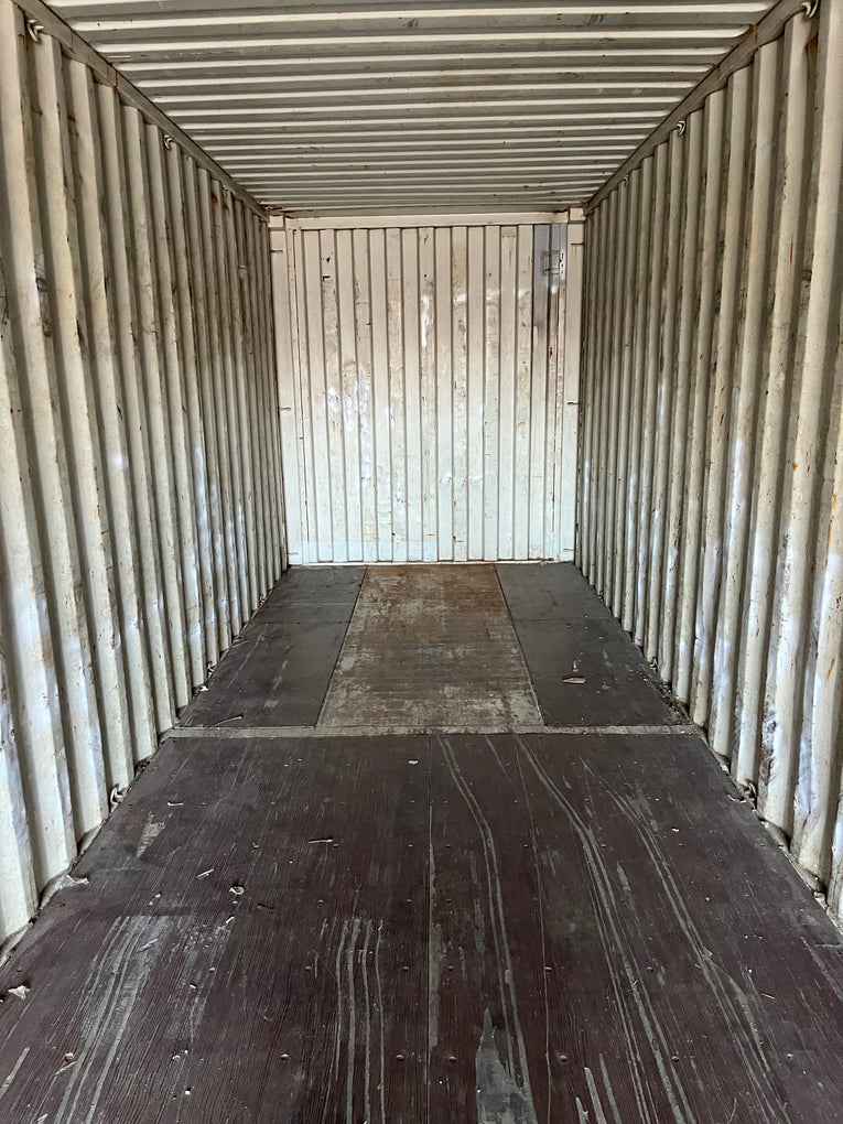 40’ HC High Cube Cargo Worthy containers - Tax and delivery included